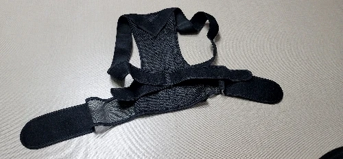 Foto de cliente del corrector de postura 50181315298593169 02.jpg